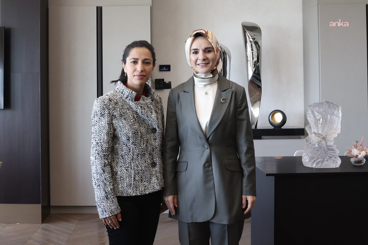 Bakan Göktaş, Özbekistan'da Fransız mevkidaşıyla çocukların dijital güvenliğini görüştü