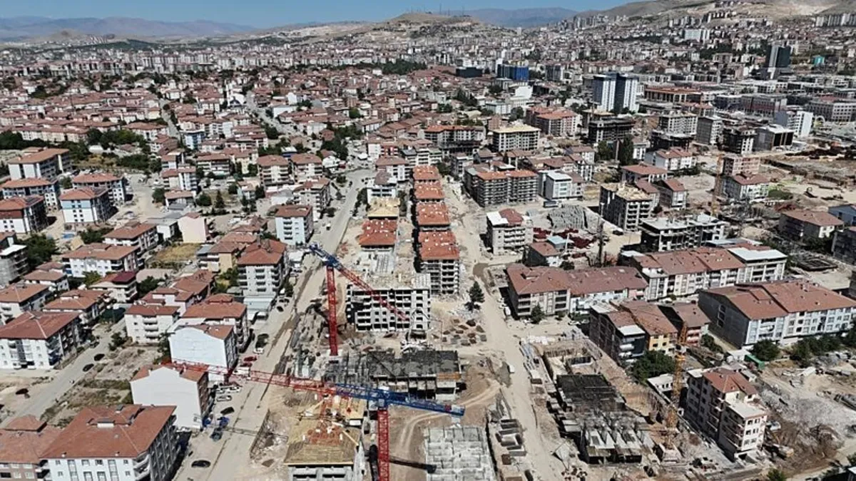 Malatya'daki Efruz Apartmanı davasında karar: 6 sanığa 8 yıl 10 ay, 2 belediye görevlisine 5 yıl 6 ay hapis