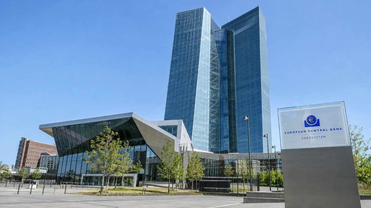 ECB anketi: Avrupa'da kısa vadeli enflasyon beklentisi iki aydır yükseliyor