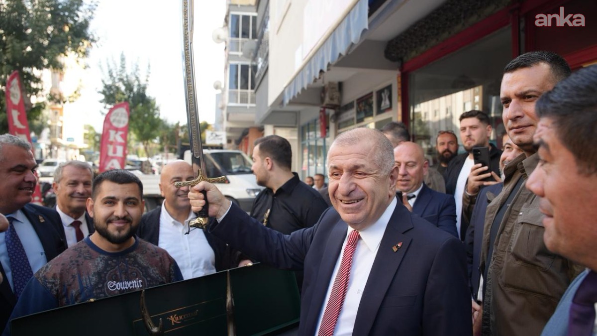 Özdağ'dan fon krizine sert yorum: '164 milyon yatırıp 2,2 milyar alan bu parayı nereden buluyor?