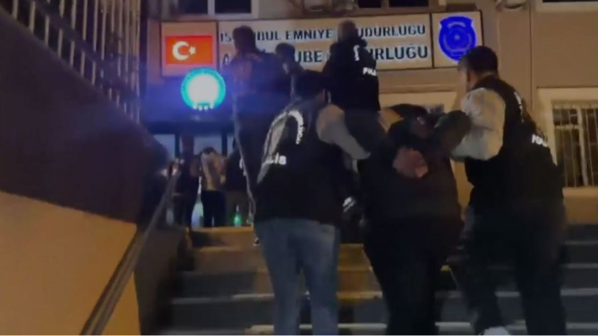 İstanbul'da aynı gün iki cinayet: Şüpheliler Edirne'de yurt dışına kaçarken yakalandı