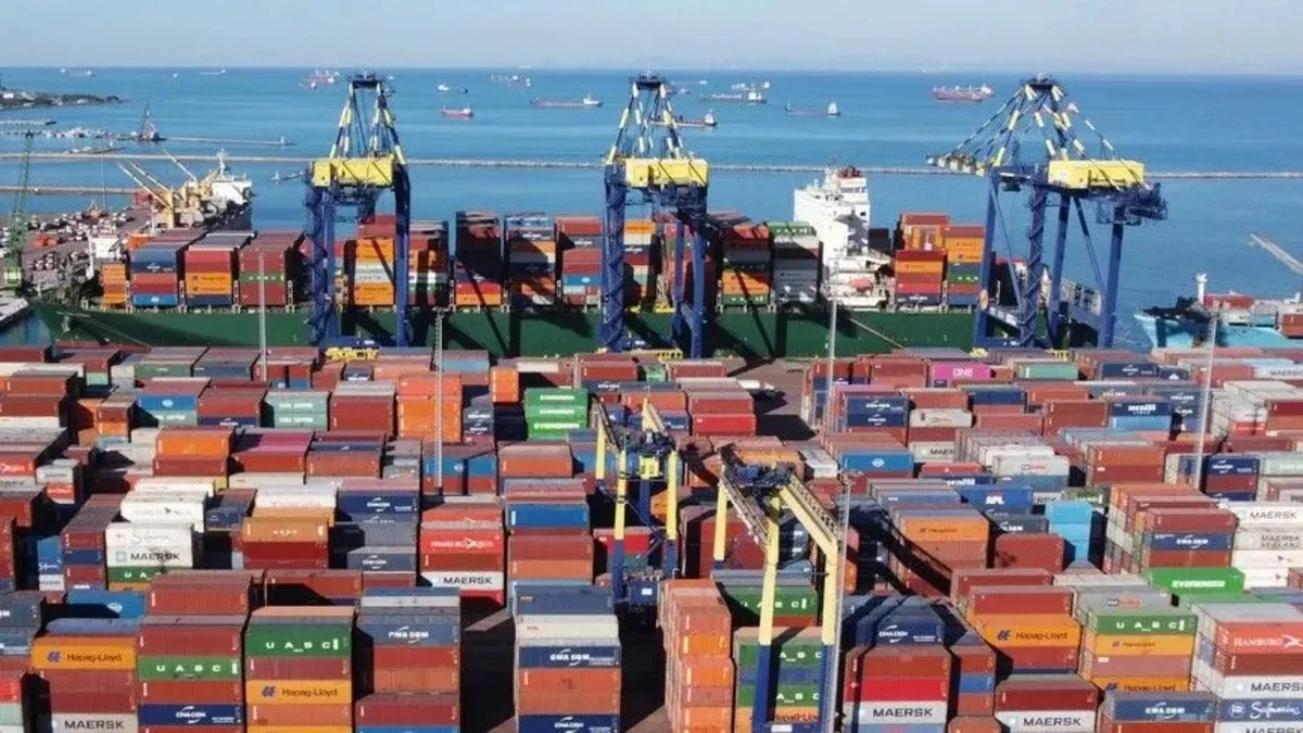 2027 Bütçe Teklifinde Dış Ticaret Vergi Gelirleri: Gümrük ve İthalde KDV'de Yüzde 29'u Aşan Artış Öngörüldü
