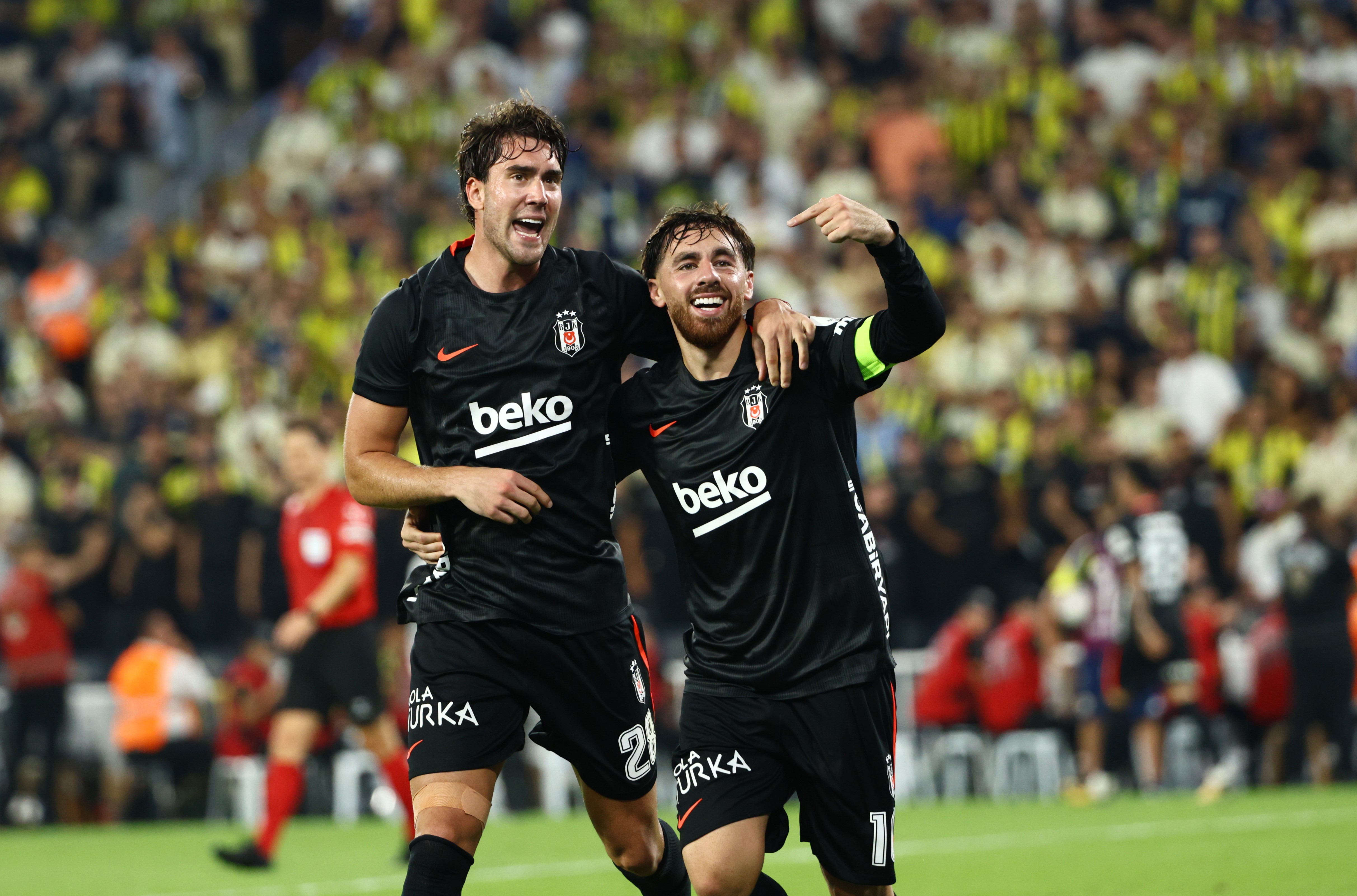 Beşiktaş-Başakşehir Süper Lig Maçı: Saat, Kanal ve Muhtemel 11'ler